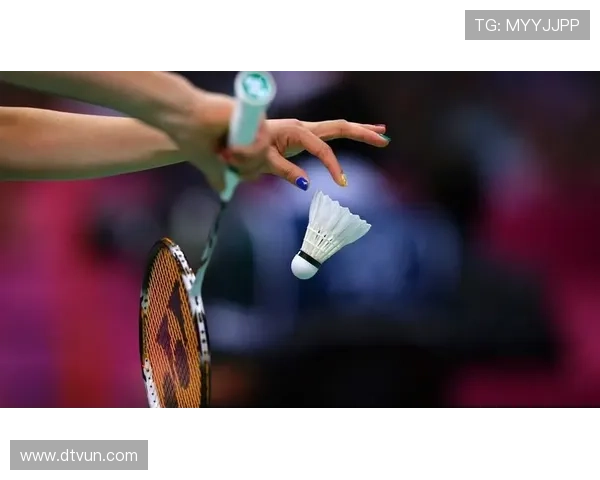 武汉羽毛球队包夹战术解析与实战应用探讨